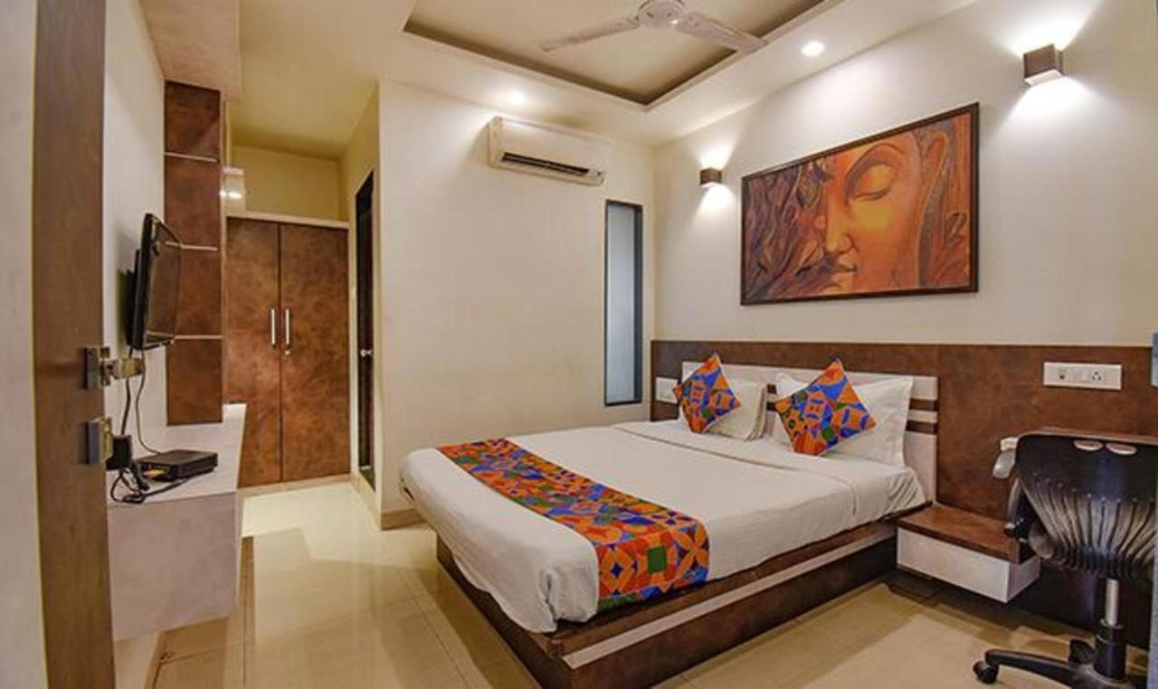 Fabhotel Royce Studio Apartments - Nr Pune International Airport Exteriör bild