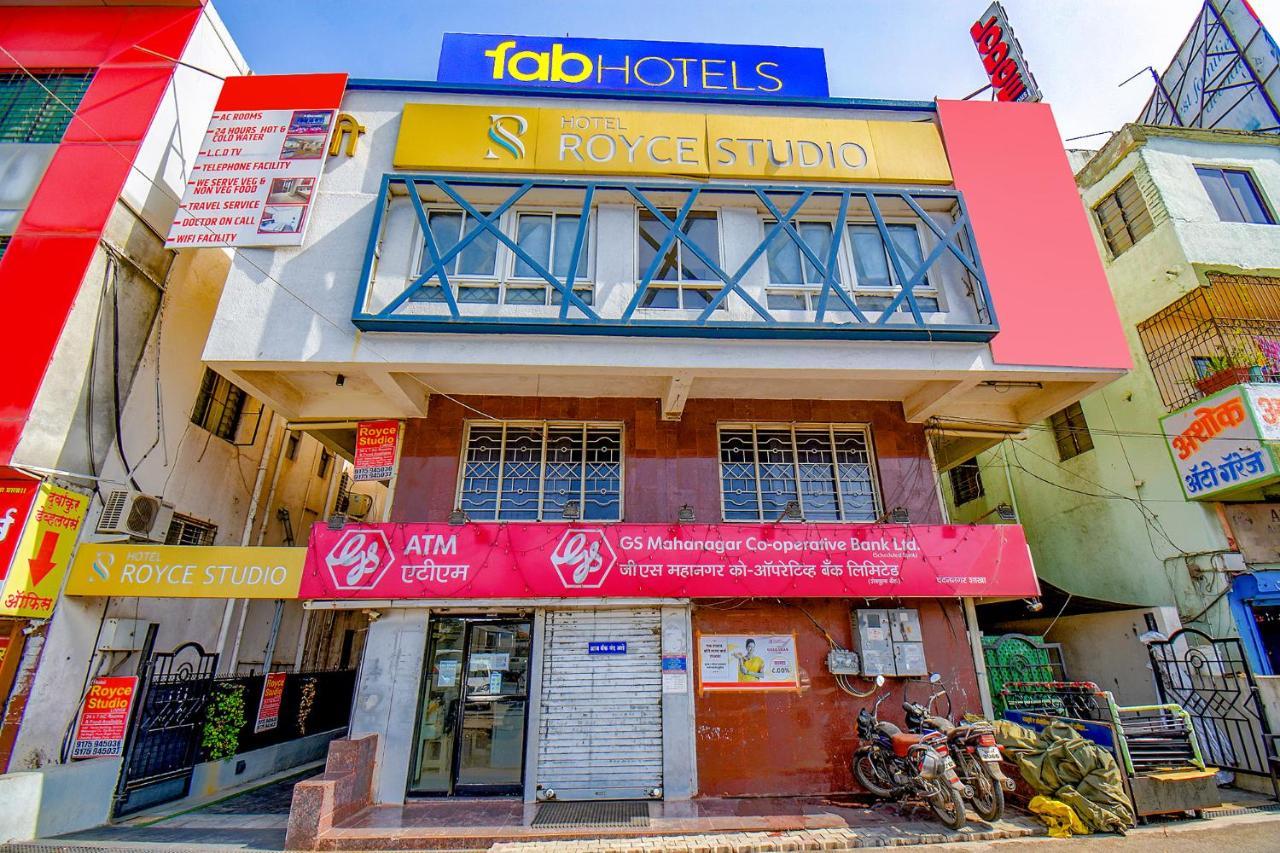 Fabhotel Royce Studio Apartments - Nr Pune International Airport Exteriör bild